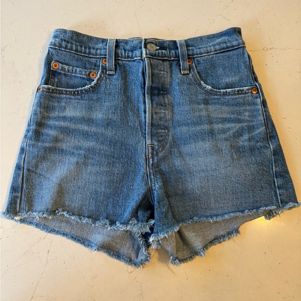 Levi's Medium Blue Denim Cutoff Shorts Women’s Size 26